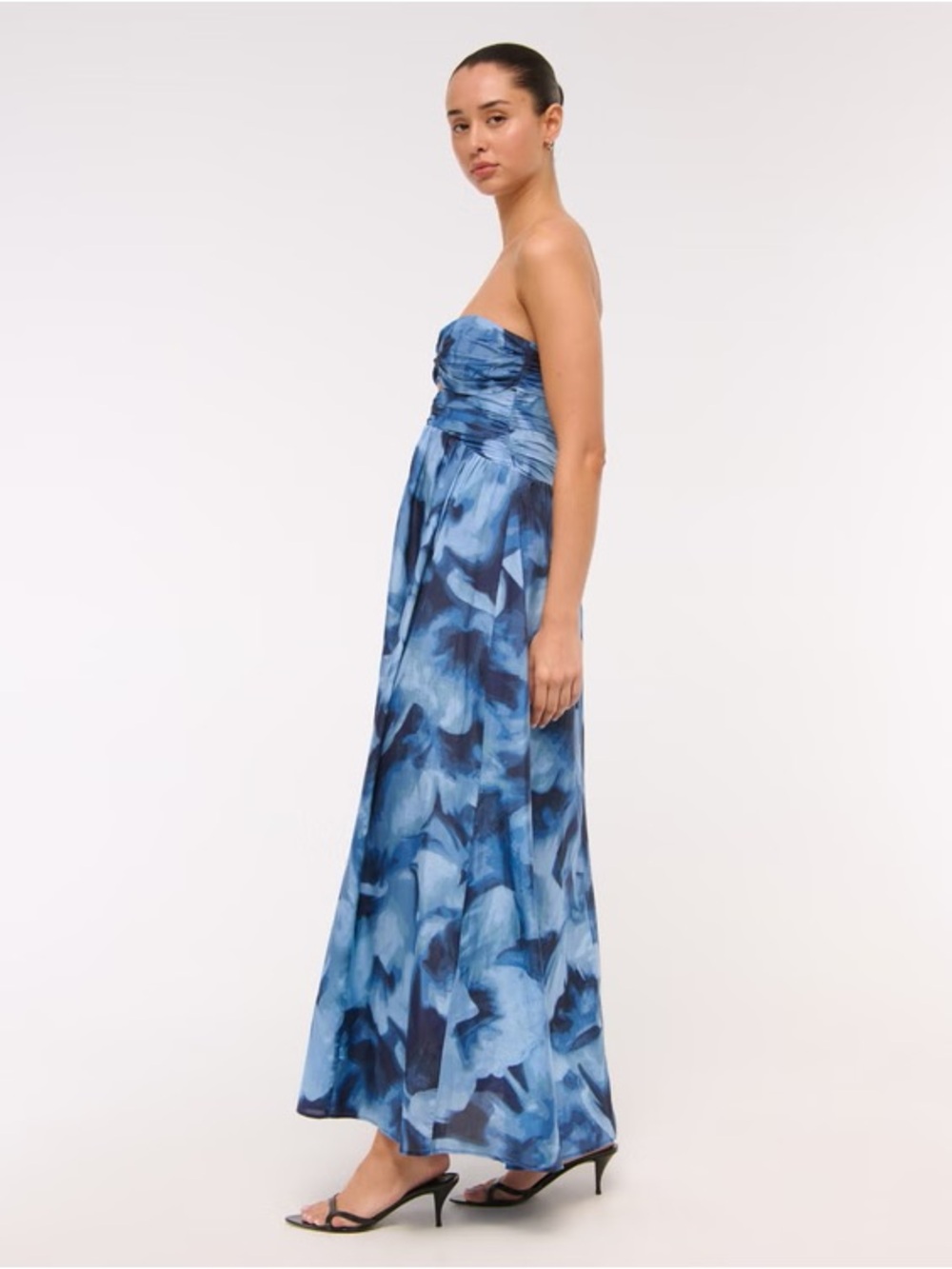 Abercrombie & Fitch Strapless Hardware Cutout maxi Blue Floral Maxi Dress - Picture 3 of 4